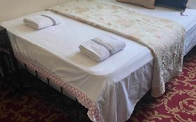 A Peaceful Room In Queens